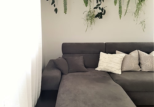 Metamorfoza małego salonu na Mazurach - Średni biały salon, styl nowoczesny - zdjęcie od Eno Design
