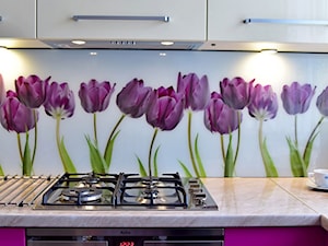 Kuchnia z tulipanami - zdjęcie od Mebel Styl