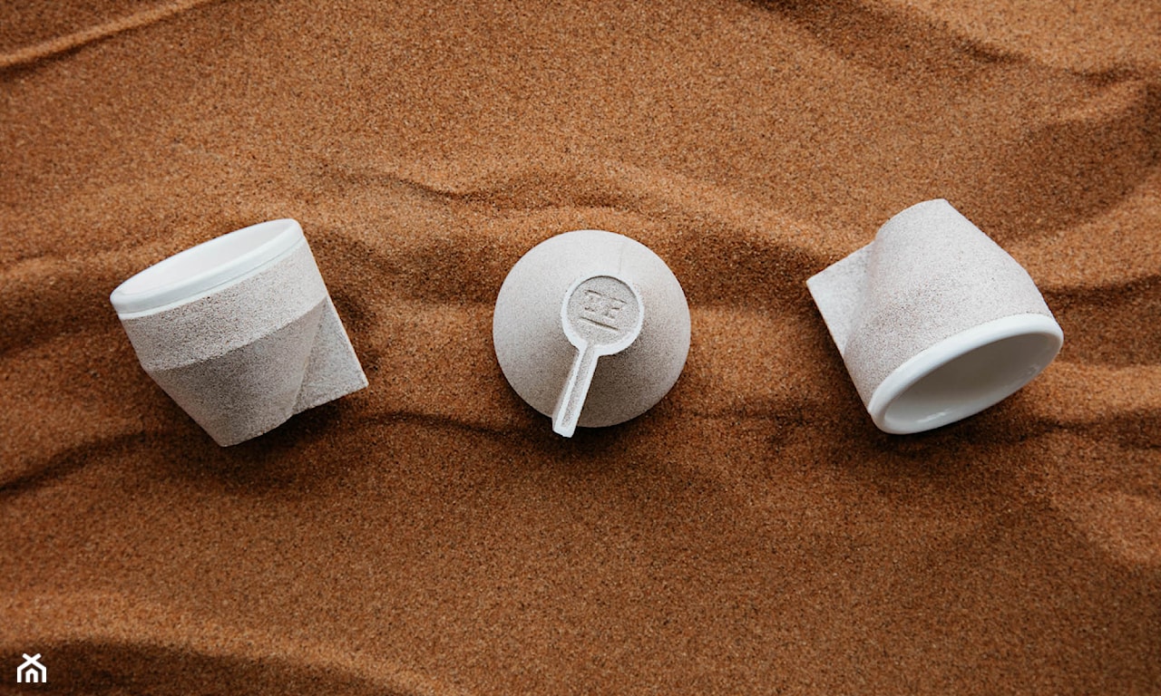 ekologiczny kubek z piasku