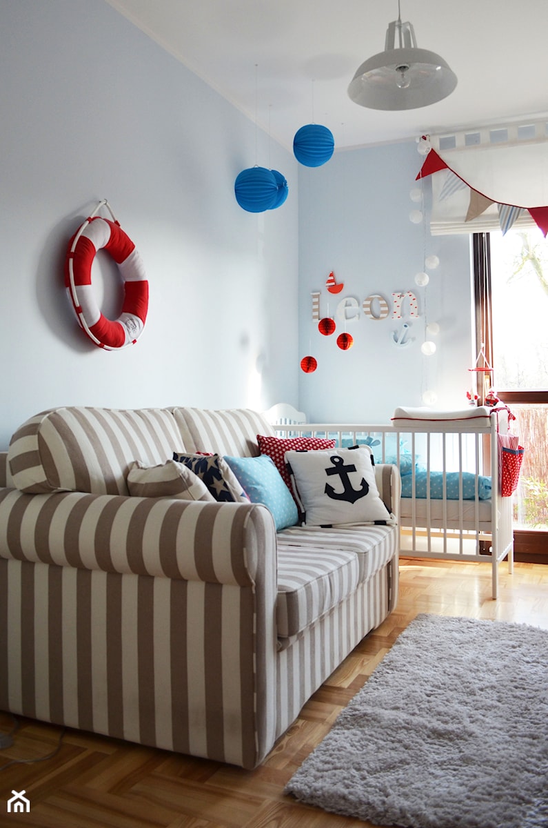 Pokój dziecka - Średni niebieski pokój dziecka dla niemowlaka dla chłopca, styl skandynawski - zdjęcie od dekoratoramator.pl