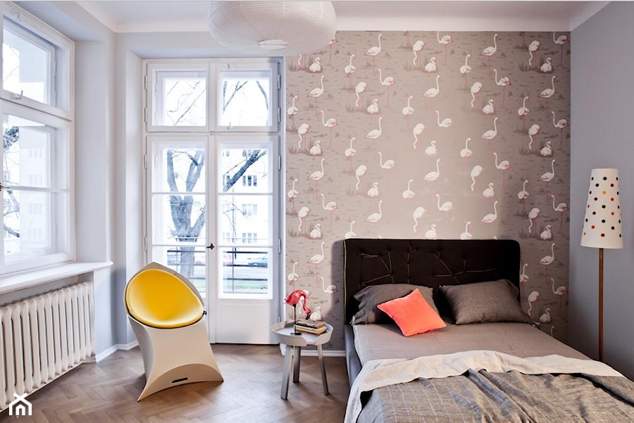 Żoliborz2 - Średnia szara sypialnia z balkonem / tarasem, styl nowoczesny - zdjęcie od PINKMARTINI