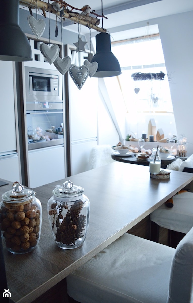 #mojeswieta - Mała biała jadalnia w kuchni - zdjęcie od MySweetDreamingHome