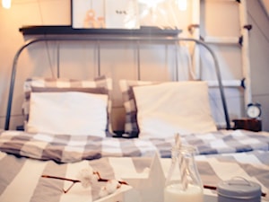 #mojeswieta - Średnia biała szara sypialnia - zdjęcie od MySweetDreamingHome
