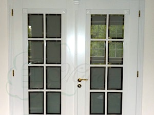Dwuskrzydłowe drzwi stylowe białe