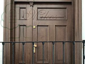 Drzwi drewniane wejściowe - zdjęcie od STOLARKA MIKOS