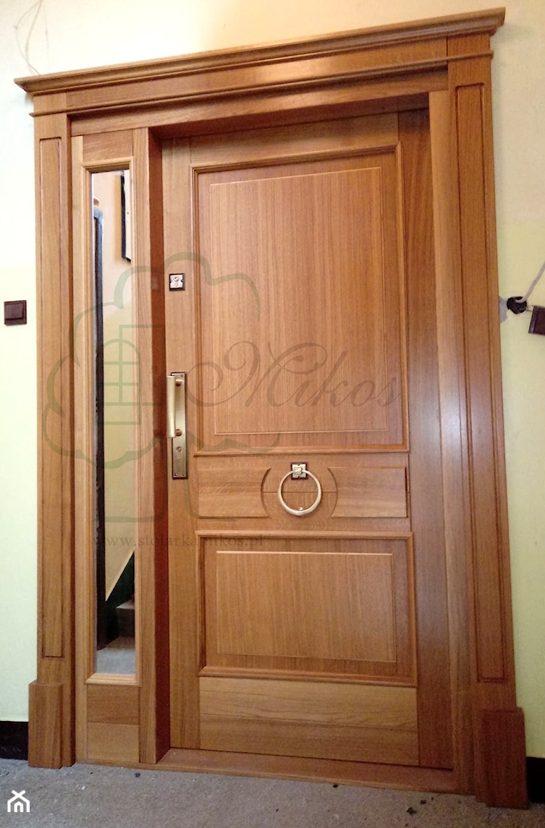 Drzwi drewniane wejściowe - zdjęcie od STOLARKA MIKOS