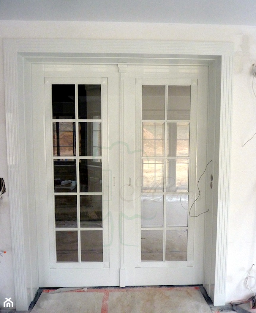 Drzwi drewniane wewnętrzne - w stylu francuskim - zdjęcie od STOLARKA MIKOS - Homebook