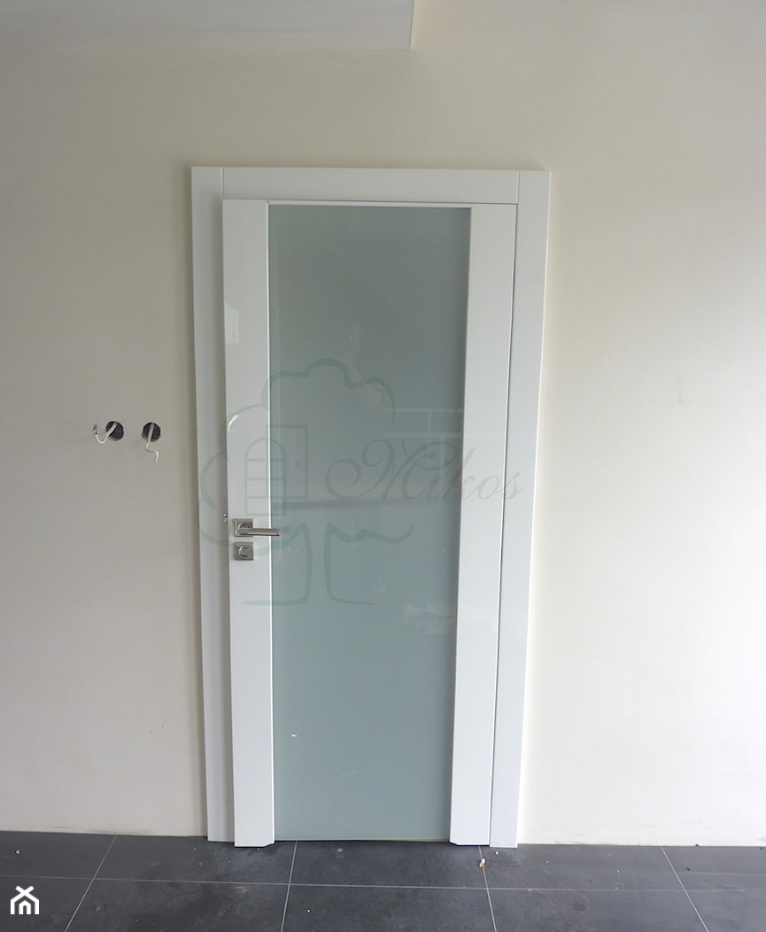 Drzwi wewnętrzne drewniane - zdjęcie od STOLARKA MIKOS - Homebook