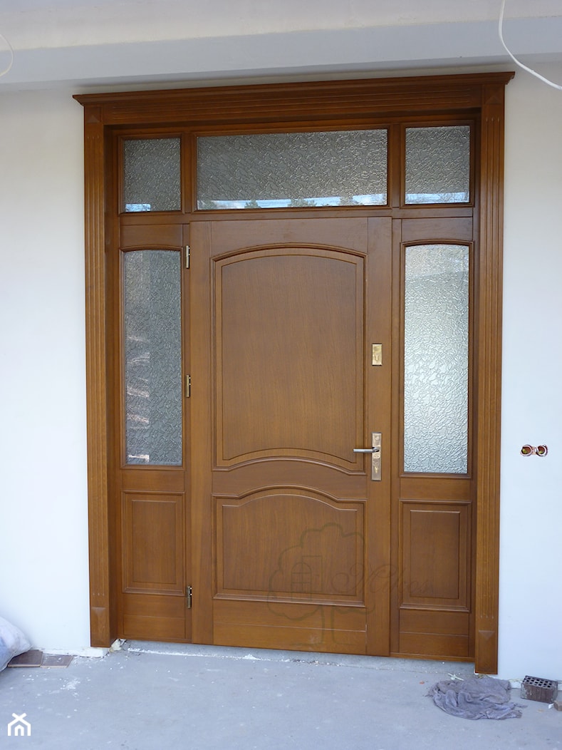 Drzwi zewnętrzne stylowe - zdjęcie od STOLARKA MIKOS - Homebook