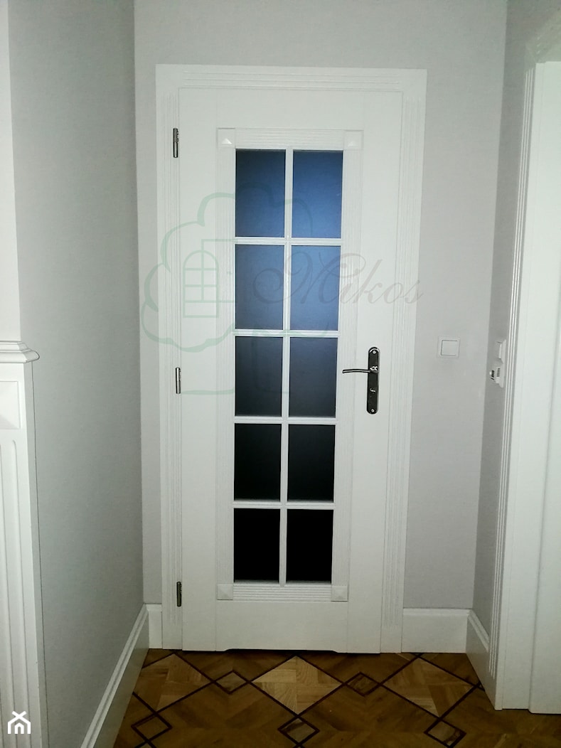 Białe drzwi dwuskrzydłowe przeszklone (drzwi francuskie) - zdjęcie od STOLARKA MIKOS - Homebook