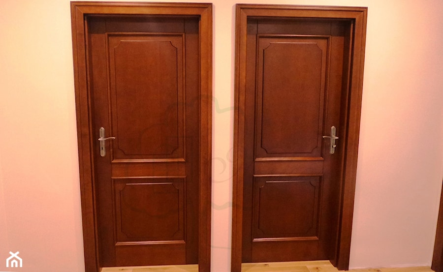Klasyczne pełne drzwi - zdjęcie od STOLARKA MIKOS