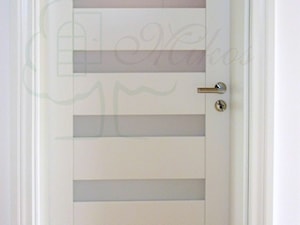 Drzwi drewniane wewnętrzne białe nowoczesne - zdjęcie od STOLARKA MIKOS