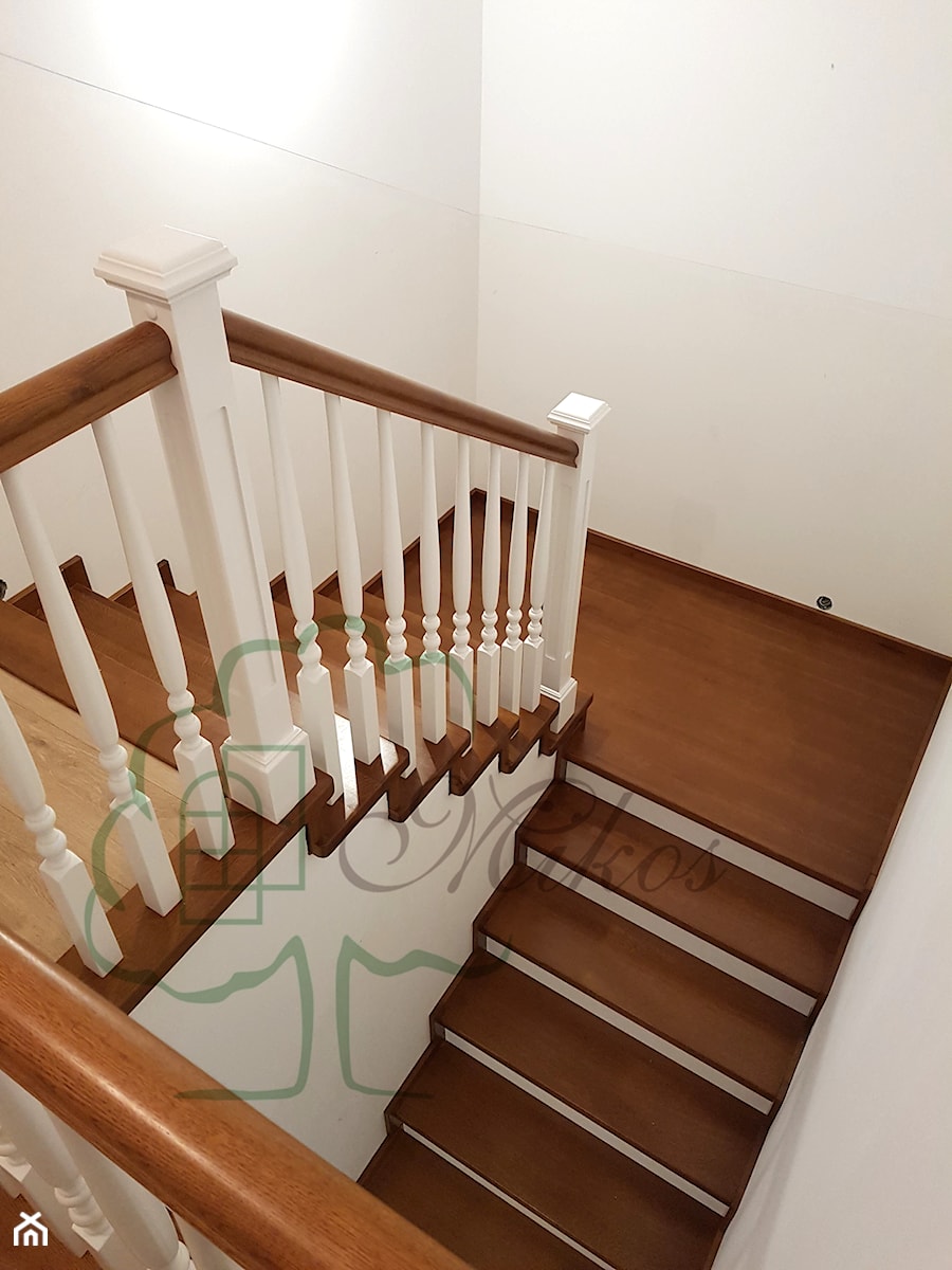 Stylowe schody drewniane - Schody - zdjęcie od STOLARKA MIKOS