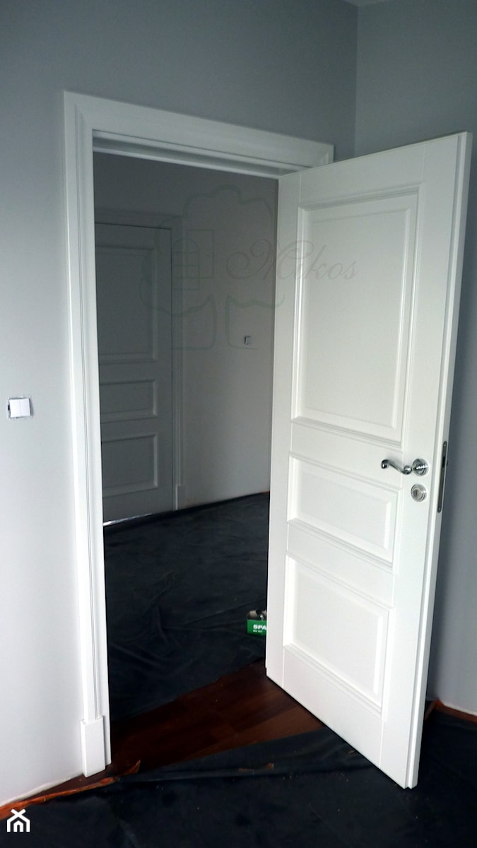 Drzwi białe w stylu angielskim / skandynawskim - zdjęcie od STOLARKA MIKOS