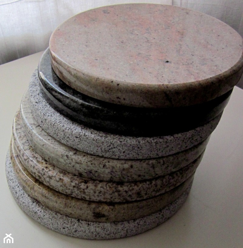 Okrągłe deski kuchenne z kamienia naturalnego - zdjęcie od JM Granit