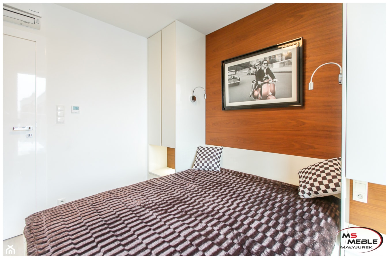 Sypialnia w jasnych kolorach! - Średnia biała sypialnia, styl nowoczesny - zdjęcie od MS-Meble Małyjurek - Homebook