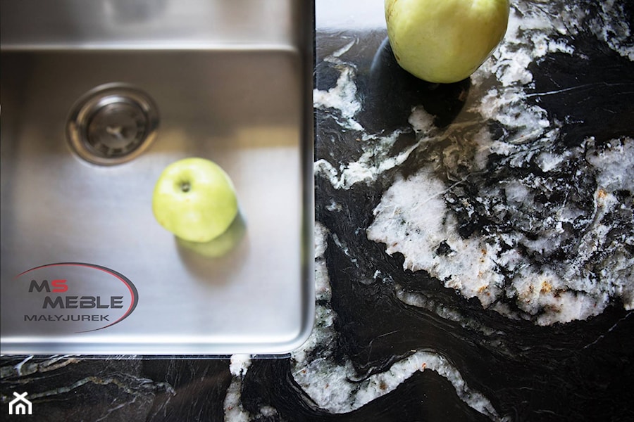 Kuchnia z blatami Hoder - czarny marmur z białym żyłowaniem - zdjęcie od MS-Meble Małyjurek