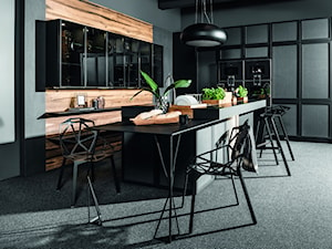 Kuchnia VALENTIA - Średnia otwarta z salonem szara z zabudowaną lodówką kuchnia w kształcie litery l, styl nowoczesny - zdjęcie od HALUPCZOK