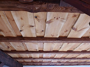 Drewniany sufit - zdjęcie od PracowniaDesek