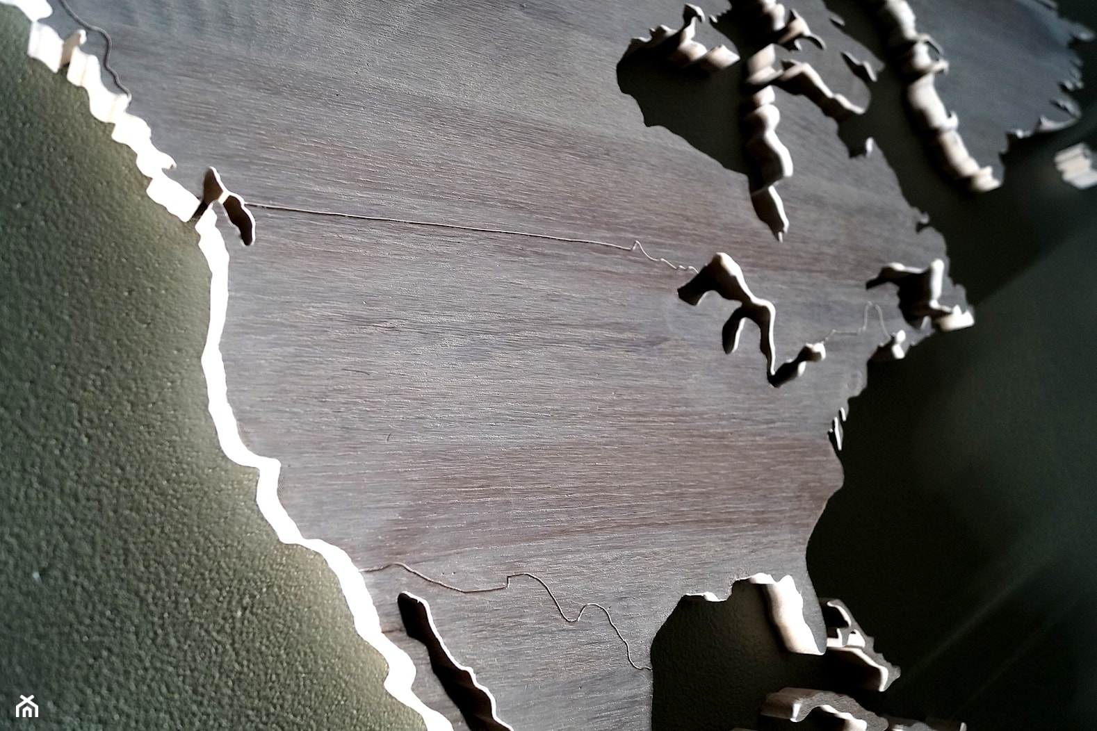 Drewniana Mapa Świata - 200 x 100 cm - Dąb bielony - zdjęcie od drewnianemapy - Homebook