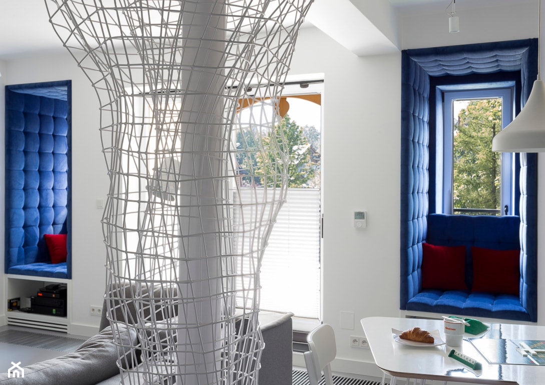 Mieszkanie Zakopane - Mała biała jadalnia w salonie, styl nowoczesny - zdjęcie od Grupa Żoliborz - Homebook
