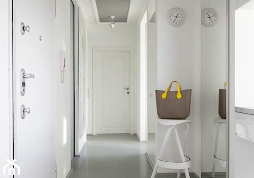 Mieszkanie Muranów - Średni biały hol / przedpokój, styl nowoczesny - zdjęcie od Grupa Żoliborz