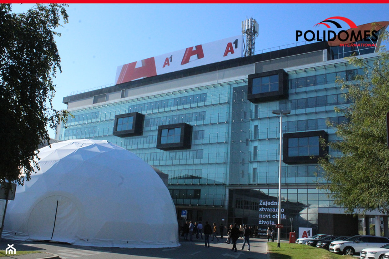 projekcje 360° w namiotach sferycznych - zdjęcie od Polidomes International - Homebook