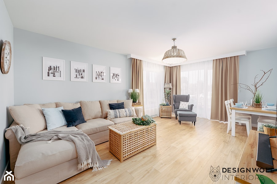 SEASIDE BREATH - Duży niebieski szary salon z jadalnią, styl skandynawski - zdjęcie od DesignWolf Interiors