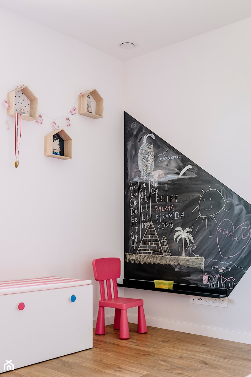 Baśniowe Wnętrza - Pokój dziecka, styl skandynawski - zdjęcie od DesignWolf Interiors