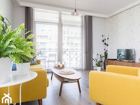 Aranżacje wnętrz - Salon: Apartament Gdynia - Mały biały salon - Mika Szymkowiak Fotografia. Przeglądaj, dodawaj i zapisuj najlepsze zdjęcia, pomysły i inspiracje designerskie. W bazie mamy już prawie milion fotografii!