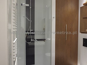Prysznic czarno biały - zdjęcie od wykanczamywnetrza.pl