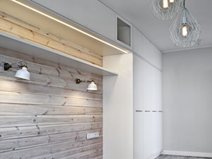 Bielany I Realizacja - Duża szara sypialnia - zdjęcie od DW SIGN Pracownia Architektury Wnętrz