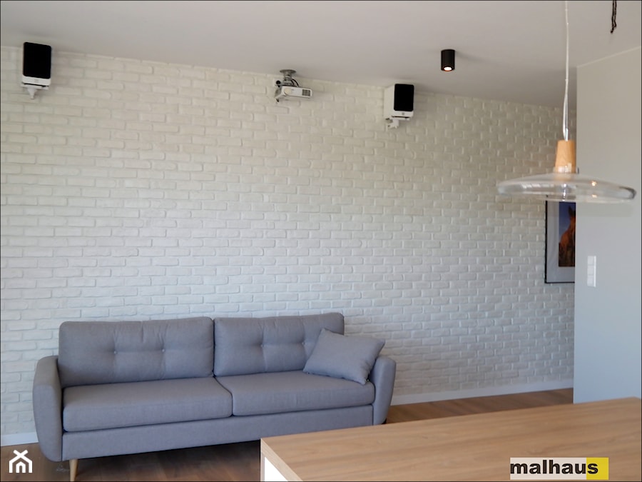 TARASY WIŚLANE - Mały biały salon - zdjęcie od Firma Budowlana Malhaus Remonty i Wykończenia Wnętrz