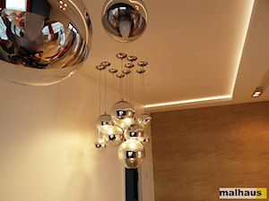 Oryginalne oświetlenie salonu LED - zdjęcie od Firma Budowlana Malhaus Remonty i Wykończenia Wnętrz