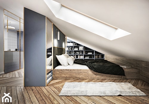 #13 Dom w Warszawie - Średnia biała niebieska sypialnia na poddaszu, styl glamour - zdjęcie od BOLD Design