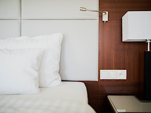 Hotel Natura Mazur**** - Mała biała sypialnia - zdjęcie od Piotr Arnoldes
