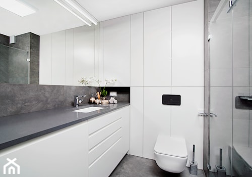 Concept Design Wnętrza #2 - Średnia na poddaszu z marmurową podłogą łazienka - zdjęcie od Piotr Arnoldes