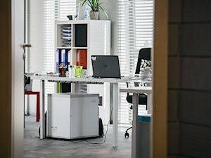 Billennium - Średnie białe biuro - zdjęcie od Piotr Arnoldes