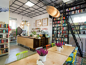 BIK BOOK CAFE - Wnętrza publiczne - zdjęcie od Qbik Design