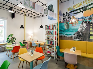 BIK BOOK CAFE - Wnętrza publiczne - zdjęcie od Qbik Design