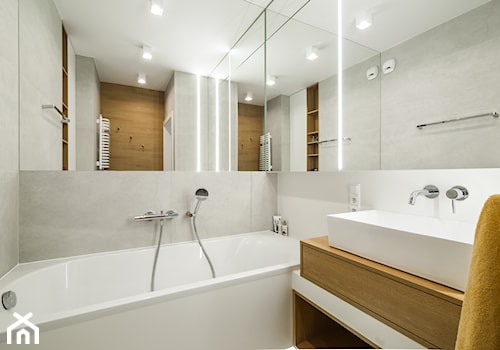 Osiedle Pod Zegarem - Średnia bez okna z lustrem z punktowym oświetleniem łazienka, styl nowoczesny - zdjęcie od Qbik Design