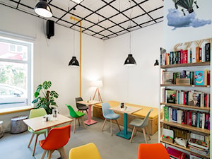 BIK BOOK CAFE - Wnętrza publiczne - zdjęcie od Qbik Design