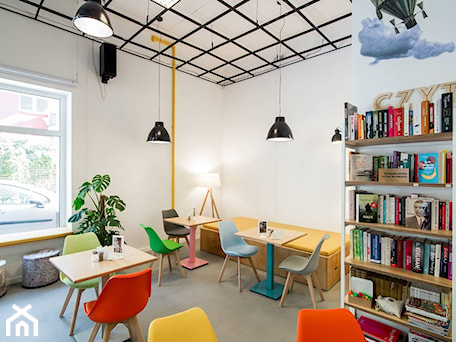 Aranżacje wnętrz - Wnętrza publiczne: BIK BOOK CAFE - Wnętrza publiczne - Qbik Design. Przeglądaj, dodawaj i zapisuj najlepsze zdjęcia, pomysły i inspiracje designerskie. W bazie mamy już prawie milion fotografii!