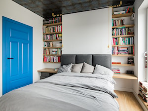 KAMION CROSS - Średnia biała sypialnia - zdjęcie od Qbik Design