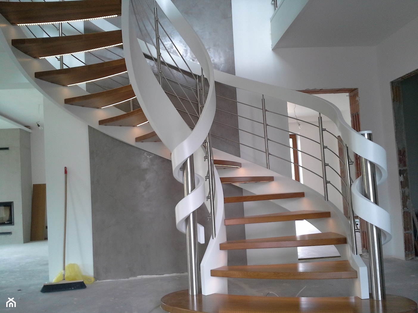 schody gięte - zdjęcie od Wood & Art schody - Homebook