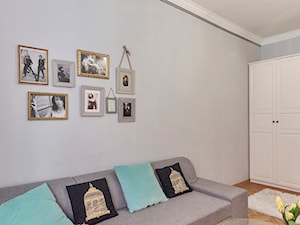 Aranżacja 50 m2 mieszkania w przedwojennej kamienicy - Średni szary salon, styl skandynawski - zdjęcie od gypsy_king