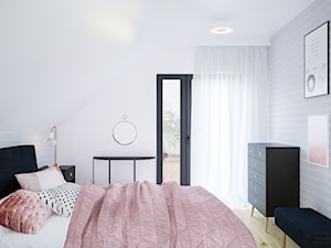 Dom na skale Głuchołazy - Średnia biała sypialnia na poddaszu z balkonem / tarasem, styl skandynawski - zdjęcie od Studio projektowania wnętrz''Studio Aranżacji''