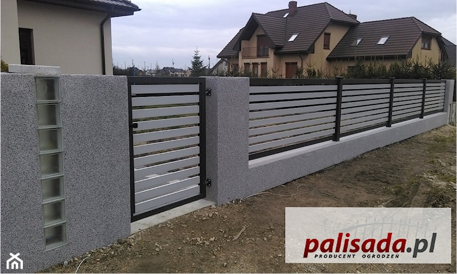 Nowoczesne ogrodzenie aluminiowe AL12 - zdjęcie od PALISADA.PL producent ogrodzeń