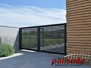 Brama nowoczesna aluminiowa - zdjęcie od PALISADA.PL producent ogrodzeń