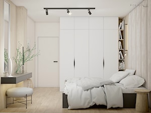Projekt mieszkania - Warszawa - Średnia beżowa biała z panelami tapicerowanymi sypialnia, styl tradycyjny - zdjęcie od Polilinia Design
